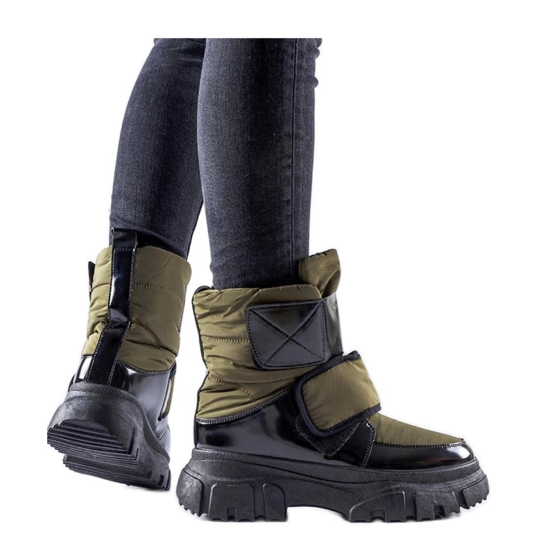 Botas de neve com isolamento verde