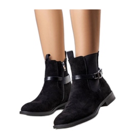 Botins clássicos com isolamento preto