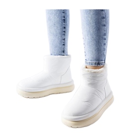 Botas de neve com isolamento branco Botas de neve com isolamento branco