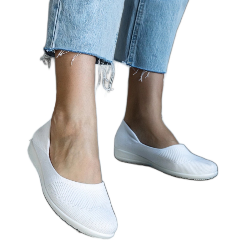 Sapatilhas de tecido branco