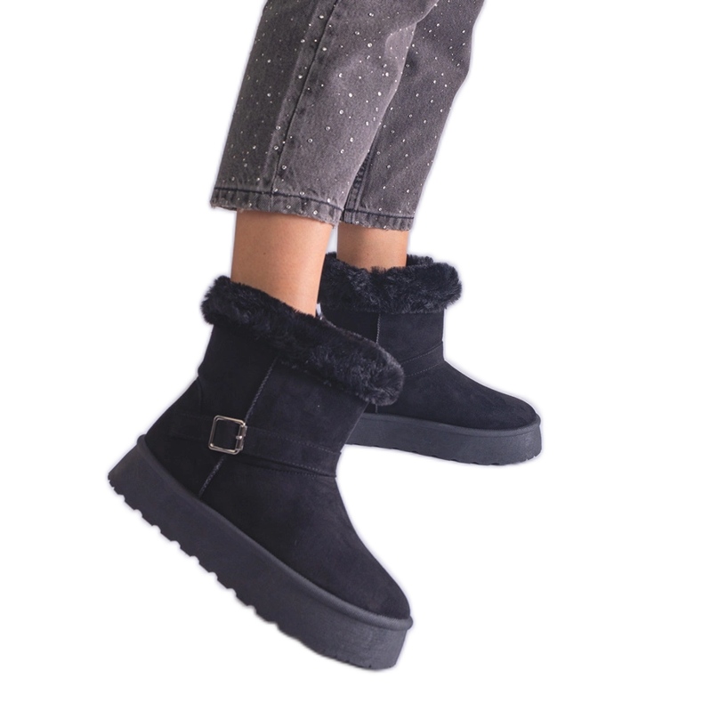 Inna Botas de neve pretas com isolamento e decoradas com pele preto