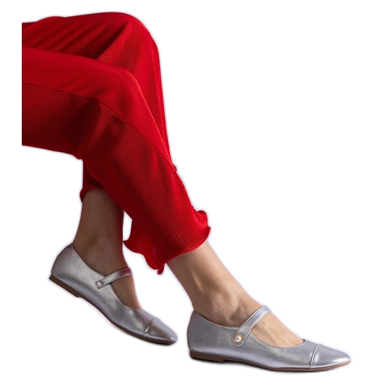 Sapatilhas prateadas com fecho de velcro prata