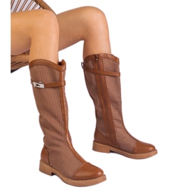 Botas marrons de alta malha marrom