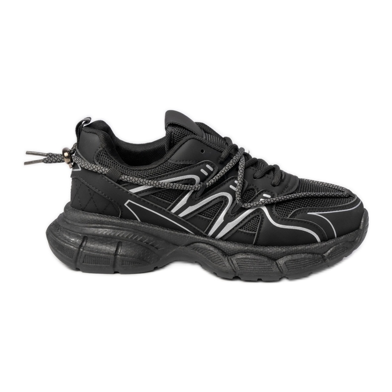 Tênis negros femininos na plataforma preto