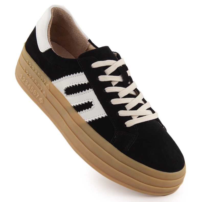 Sapatos de couro na plataforma preta Filippo 6744 preto