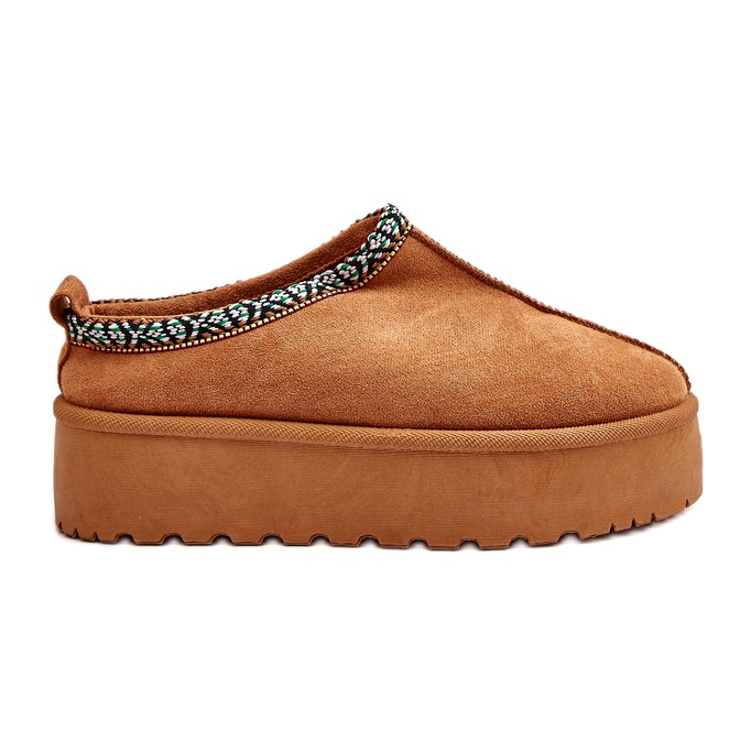 Chinelos femininos na plataforma com bordado de camelo bege