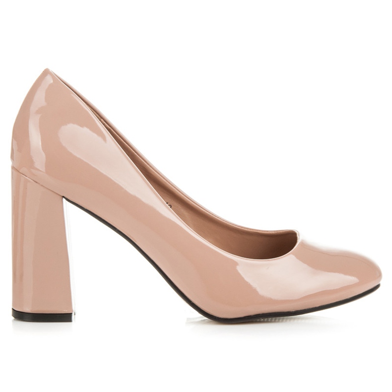 Seastar Bombas em um amplo pilar castanho