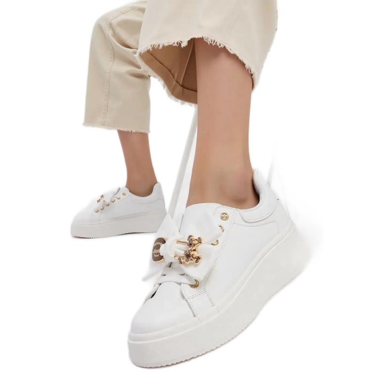 Tênis femininos charme branco