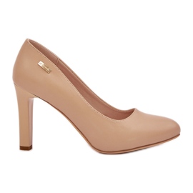 Bombas femininas no post de Sergio Leone Coffe Campbell marrom