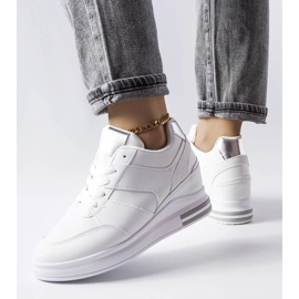 D/GMR CinqMars tênis branco com salto D/GMR CinqMars tênis branco com salto