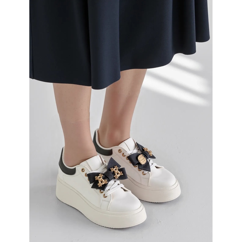 Tênis femininos charme preto