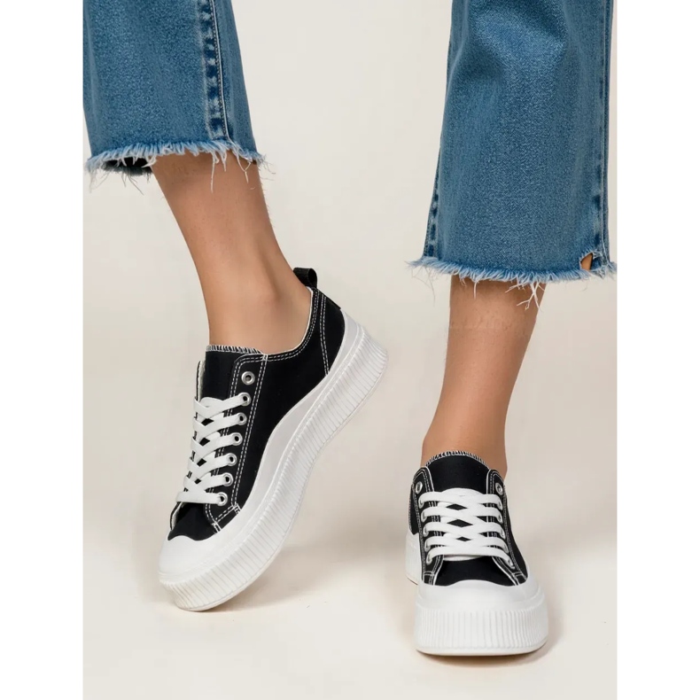 Tênis femininos negros preto