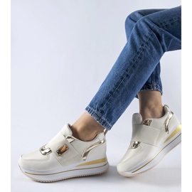 D/GMR Tênis slip-on bege com plataforma Sages