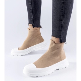 D/GMR Tênis marrom com parte superior elástica da Gadbois