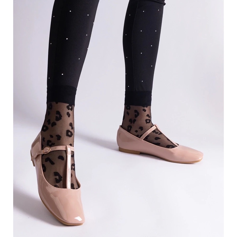 D/CEO Sapatilhas de couro envernizado bege com cinto de Marselha D/CEO Sapatilhas de couro envernizado bege com cinto de Marselha