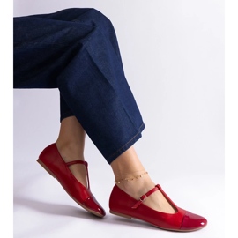 D/CEO Sapatilhas vermelhas com biqueira envernizada, fechadas com fivela Gloriana vermelho D/CEO Sapatilhas vermelhas com biqueira envernizada, fechadas com fivela Gloriana vermelho