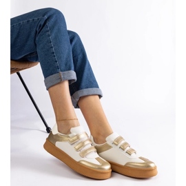 D/CEO Tênis Mena dourado com fecho de velcro D/CEO Tênis Mena dourado com fecho de velcro