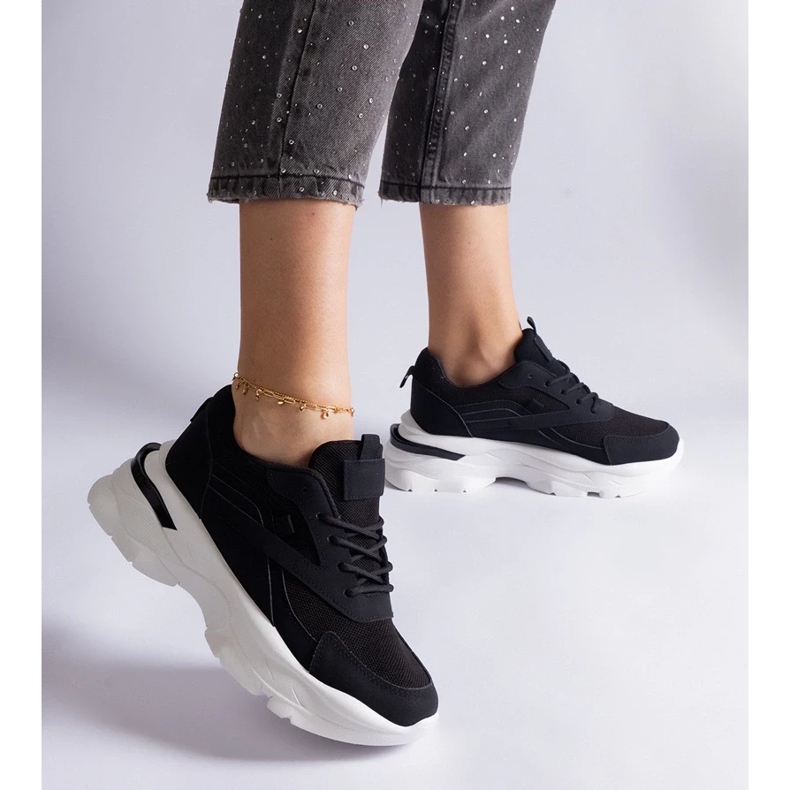 D/CEO Tênis preto com sola mais grossa da Guerrera