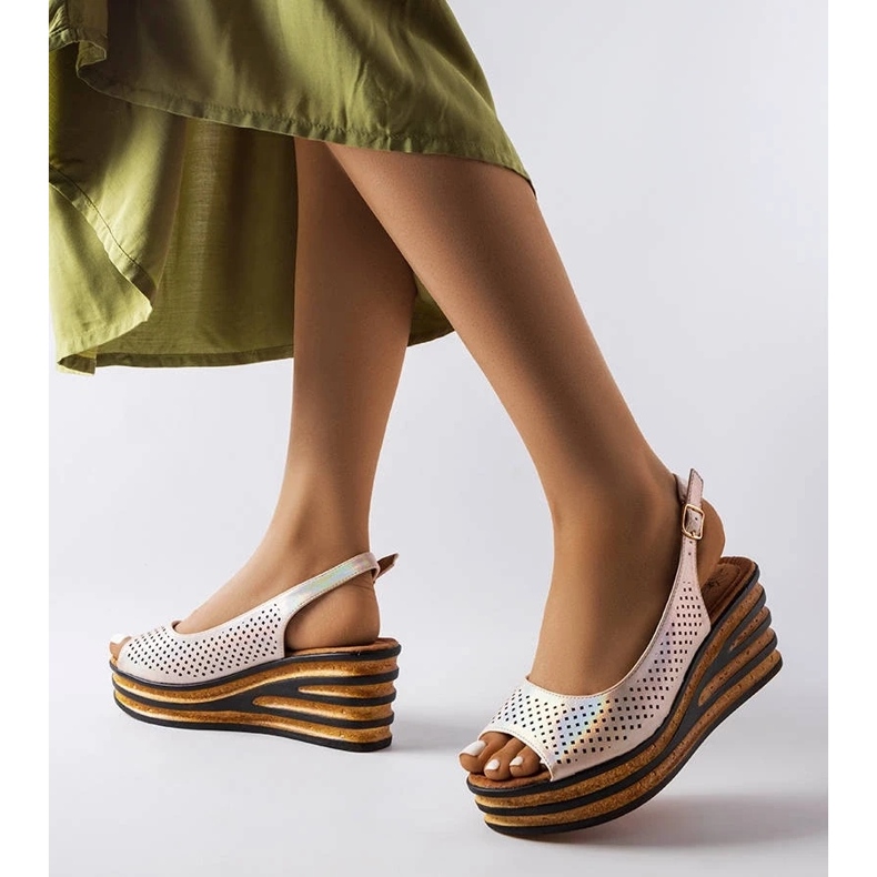 D/CEO Alpercatas de cunha bege Griner