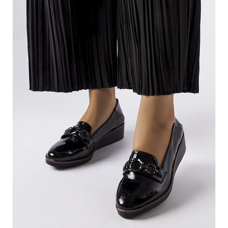 D/CEO Mocassim preto com cunha, Erin.