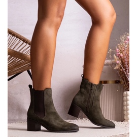 D/CEO Botins verdes da Sabriya