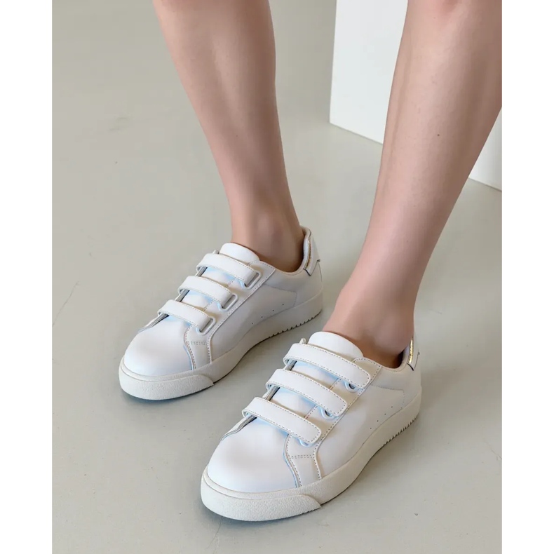 Tênis cinza verta feminina