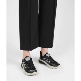 Tênis de esporte neo feminino preto Tênis de esporte neo feminino preto