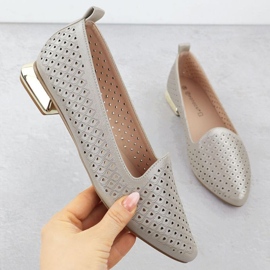 Sapatos em um calcanhar decorativo Potocki em SZ12574 WOL290