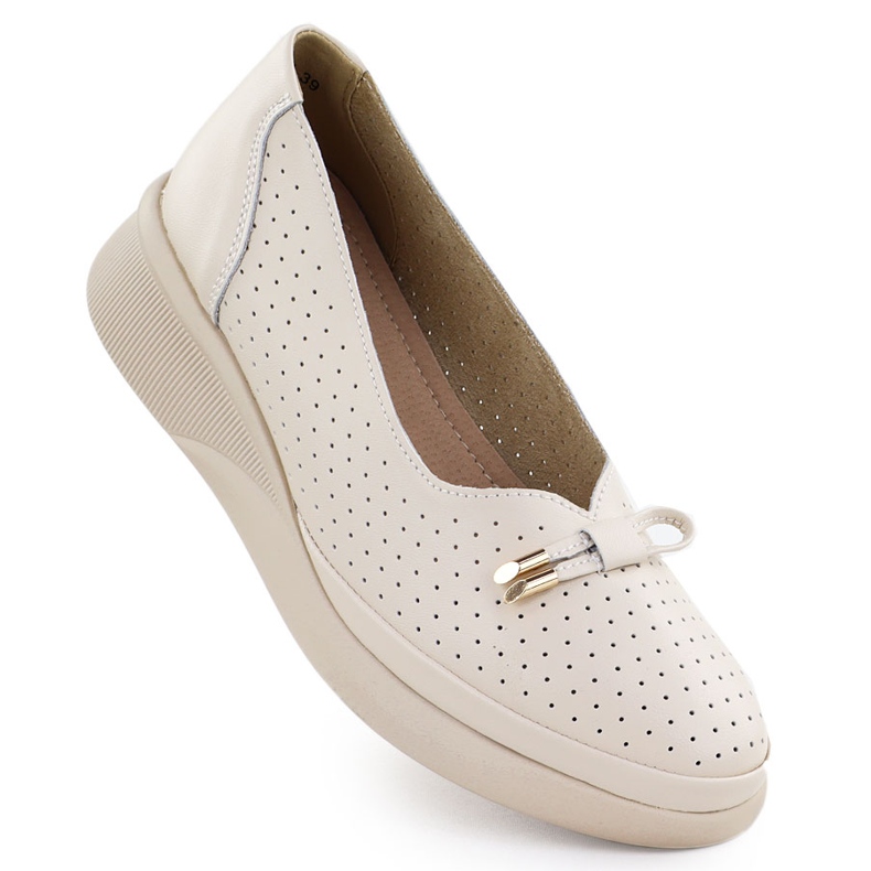 Sapatos de couro feminino na plataforma OpenWork Beige Vinceza 7896 bege