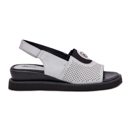 Jezzi Sandálias femininas em uma cunha de prata com um ornamento