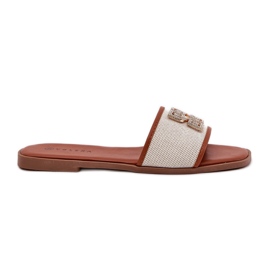 Flips de mulheres elegantes com decoração de camelo castanho