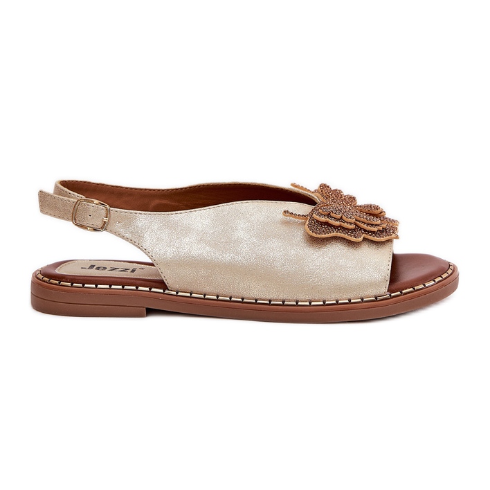Jezzi Sandálias femininas de grama plana com ornamento dourado
