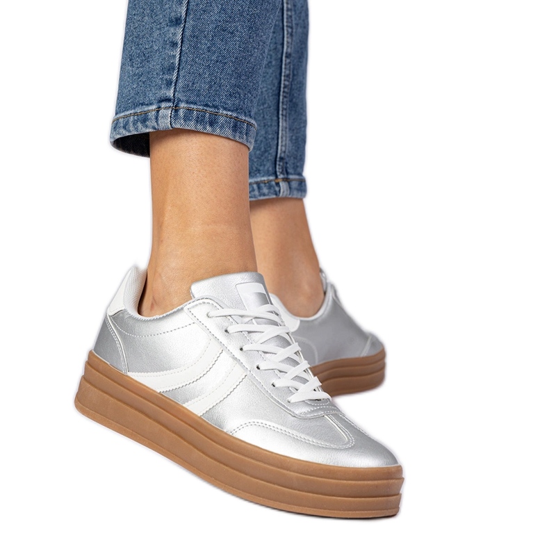 Tênis de prata tênis esportivos femininos na plataforma