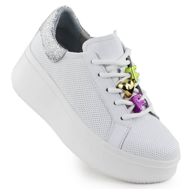 Sapatos de couro em uma espessa perfuração perfurada Filippo DP6793 branco