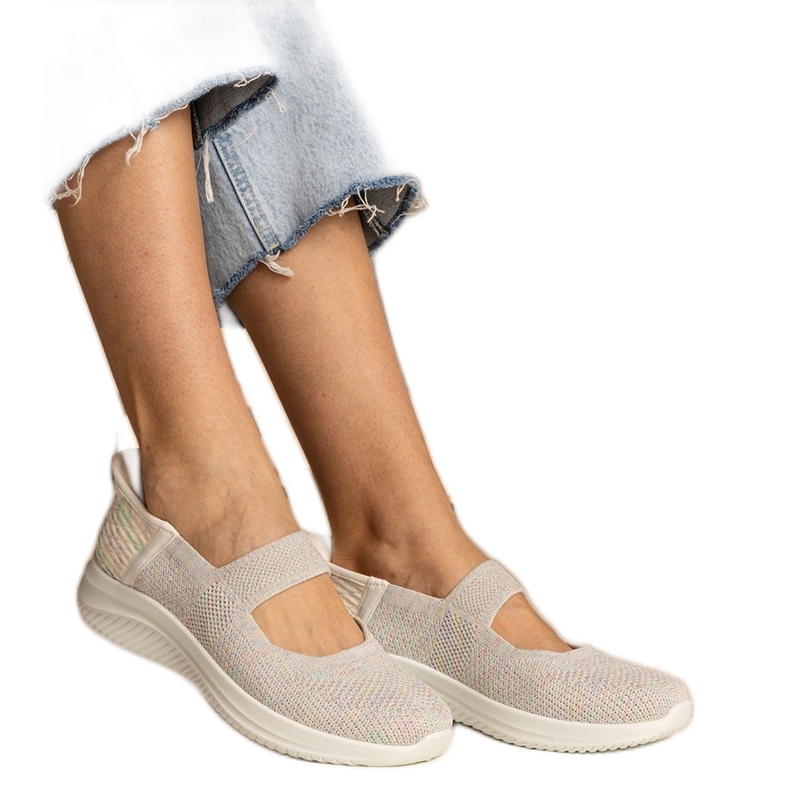 Tênis femininos coloridos em uma sola pressionada multicolorido