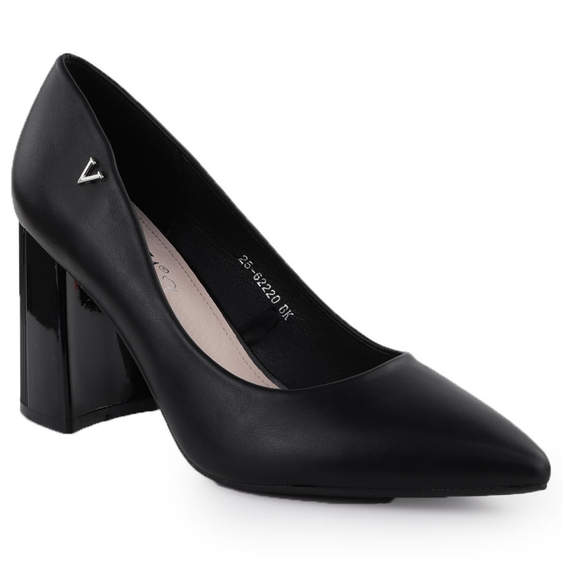 Bombas femininas no post decorativo Black Vinceza 62220 preto