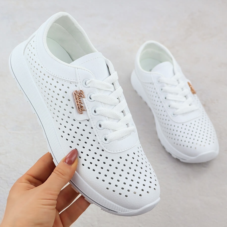 Bombas esportivos de esportes de abertura feminina na plataforma Potocki PY16346 branco