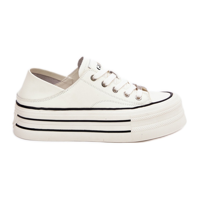 Tênis de couro feminino na plataforma Goe RR2N4106 branco