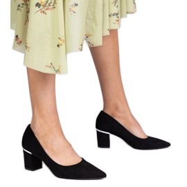 Bombas das mulheres negras de Ekozamszu preto Bombas das mulheres negras de Ekozamszu preto