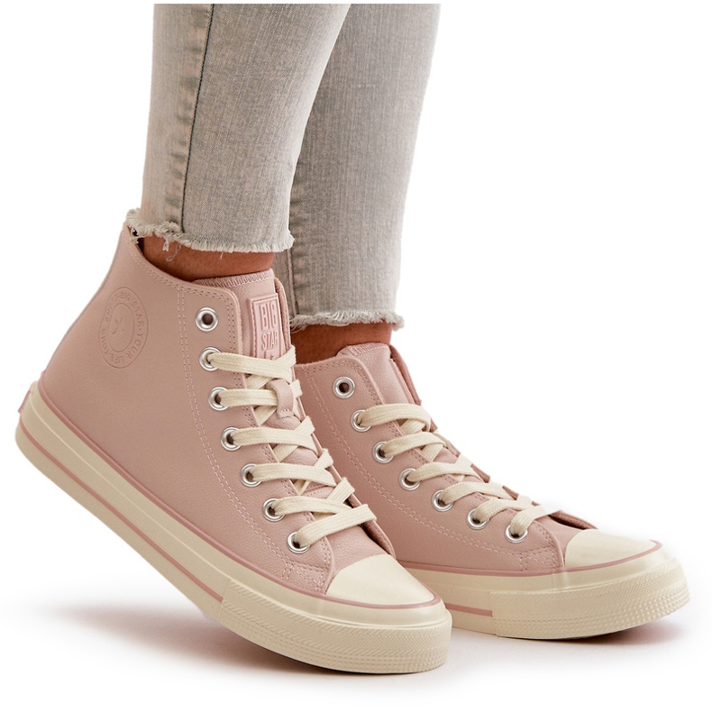 Tênis feminino isolado feito de couro ecológico rosa Big Star OO274933