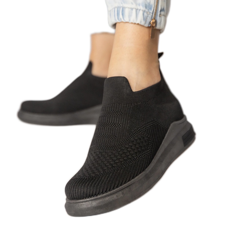 Tênis de meias pretas inseridas preto