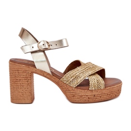 Sandálias de couro no pilar com tranças em zazoo 40460 listras de ouro dourado