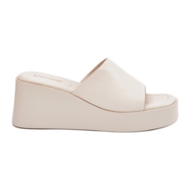 Inna Chinelos femininos em couro ancóico bege brilhante