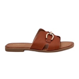 EVento Chinelos planos femininos com um detalhe decorativo de camelo castanho