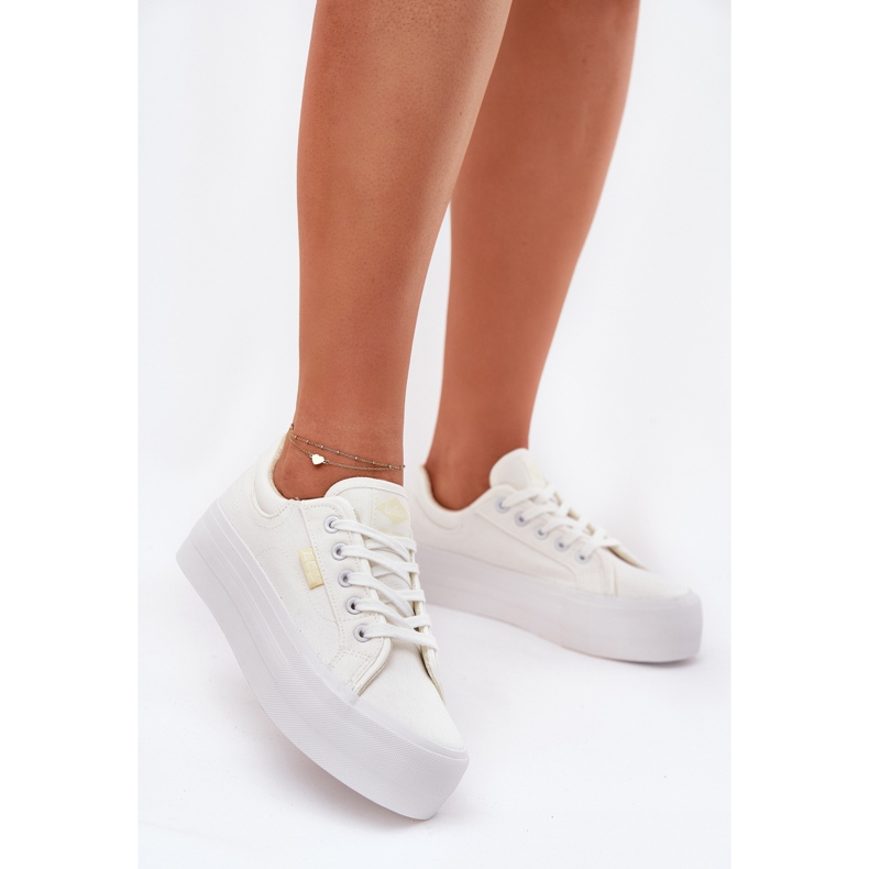 Tênis femininos na plataforma Lee Cooper LCW-25-31-3450L White branco