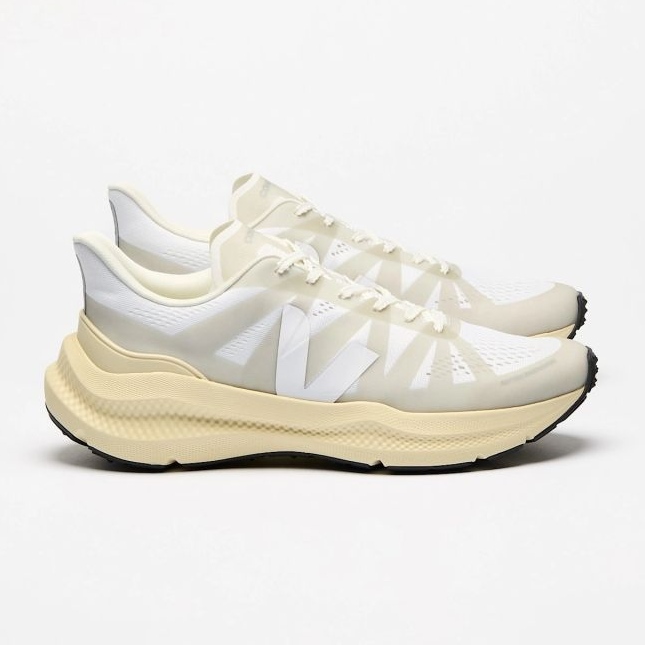 Veja Condor 3 ADV EnMesh CE2820742A tênis de corrida branco