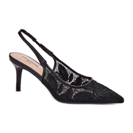 Sandálias de saltos de renda com um salto aberto preto