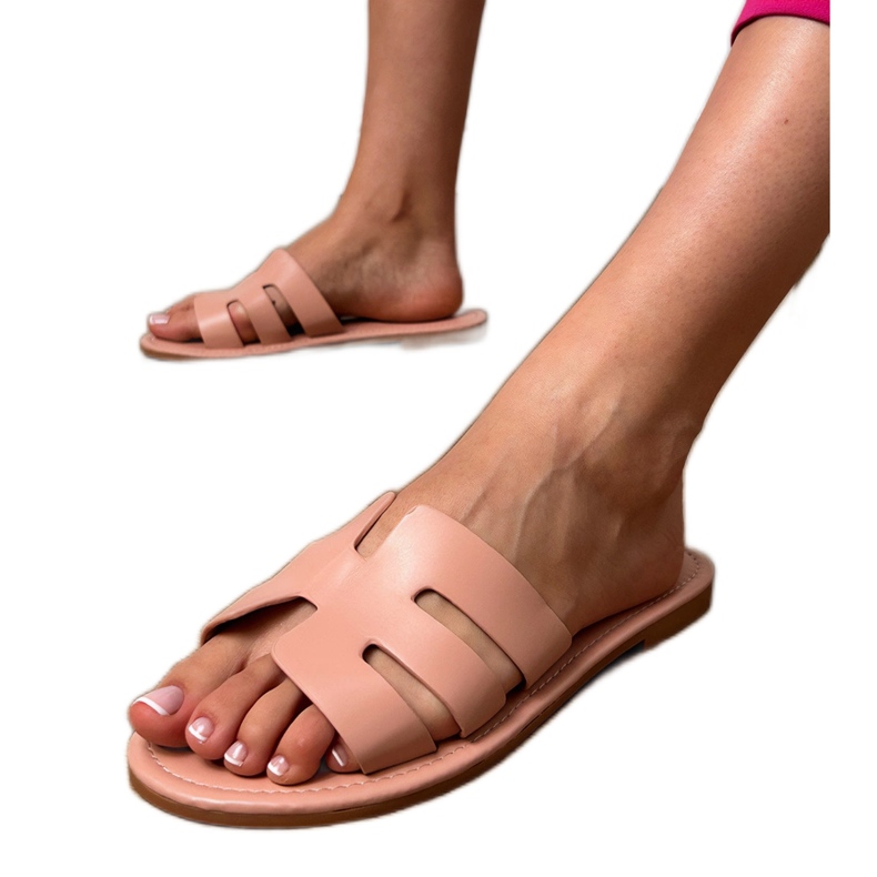 Flip -flops rosa decorado com recortes