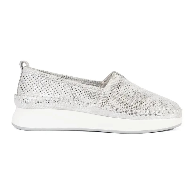 Goodin Sapatos prateados feitos de couro natural prata