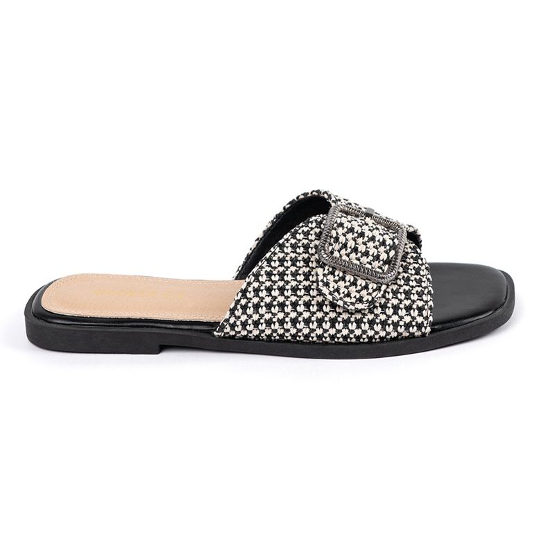 Goodin Chinelos com uma grade em preto e branco com uma fivela